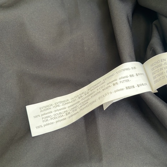 New! Zara basic navy puffer zippered and buttoned snow hoodie jacket. - Picture 10 of 15